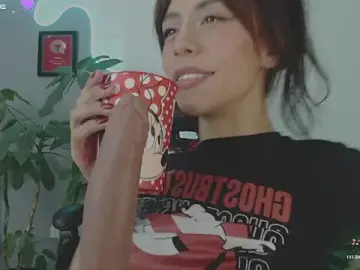 LauPolett  live sex cam