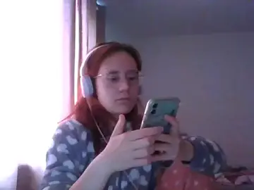 LuckySLove  live sex cam