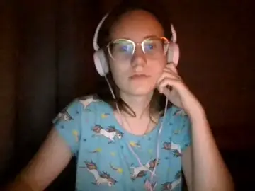 LuckySLove  live sex cam