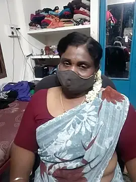 Tamil_Kavitha10  live sex cam