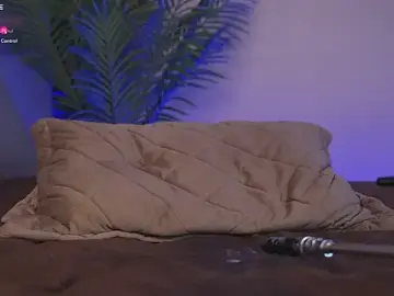 Karollovea  live sex cam