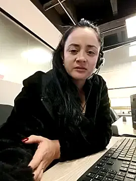 Paoluna91  live sex cam
