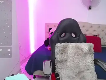 Thalia_mills19  live sex cam