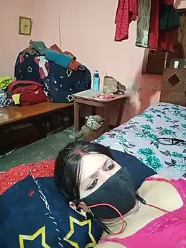 Kaamvasna-ki-rani  live sex cam