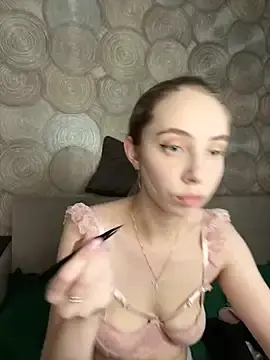 Kitty_Katrine  live sex cam