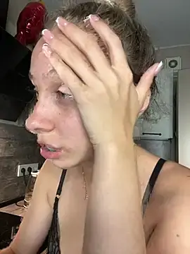 Kitty_Katrine  live sex cam