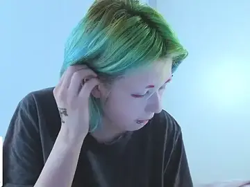 LittleKittenStar  live sex cam