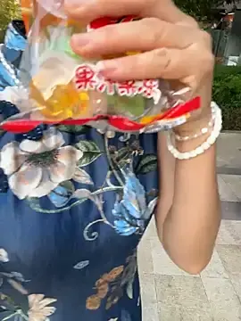 Qinger789  live sex cam