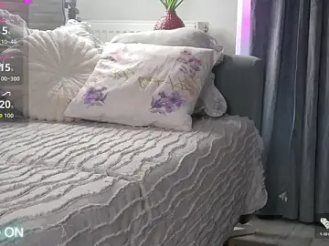 AuraPure  live sex cam