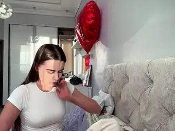 CamilaReburn  live sex cam