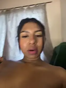 Daphnie_Foxx  live sex cam