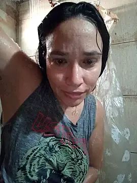 Luzmarfil  live sex cam