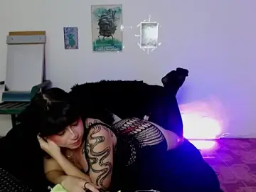 MiadavisXXX  live sex cam