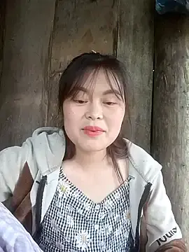 Miu-miu2k  live sex cam