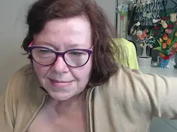 Adelewildx  live sex cam