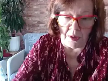 Adelewildx  live sex cam