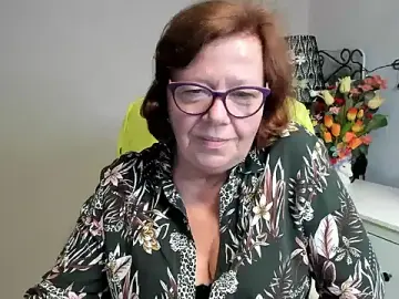 Adelewildx  live sex cam