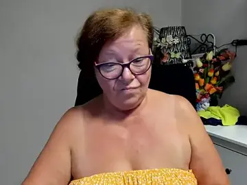 Adelewildx  live sex cam