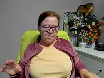 Adelewildx  live sex cam