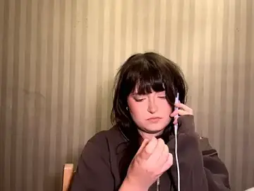MedaFrerich  live sex cam
