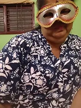 Tamil-mayasri  live sex cam