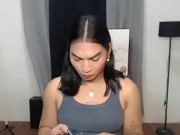 X_AuroraDevine  live sex cam