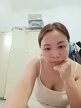 Xia-feng  live sex cam