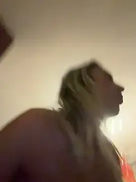 Casalinga88  live sex cam