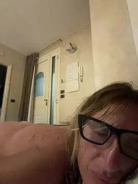 Casalinga88  live sex cam