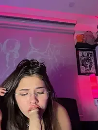 Crystal_bunny7  live sex cam