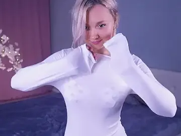 AccaCroyle  live sex cam