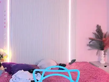 LucyWild8  live sex cam