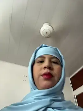 Cala_borhan  live sex cam