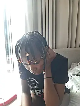 Nemcy_bae  live sex cam