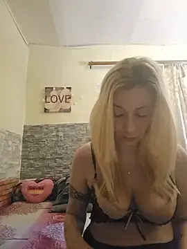 Wildlia  live sex cam