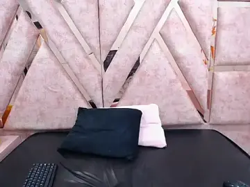 CataleyaLars20  live sex cam