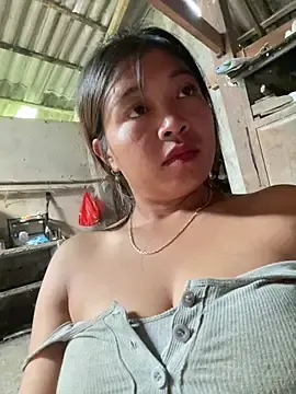 Tryphena  live sex cam