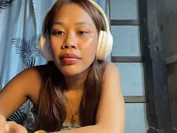 VenettaDrymon  live sex cam