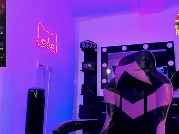 Miss_kitty  live sex cam