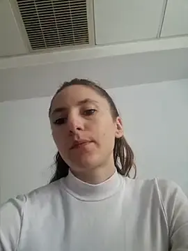 AniaGray  live sex cam