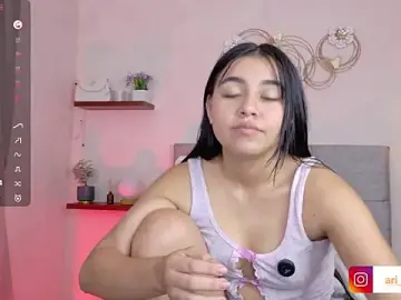 Ary_lovely18  live sex cam