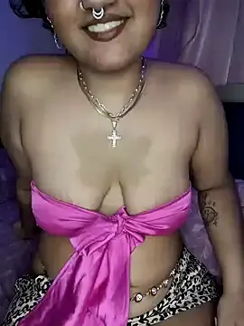 Curvy_Navya  live sex cam