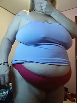 EllisW8  live sex cam