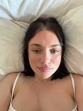 LucyHotty_  live sex cam