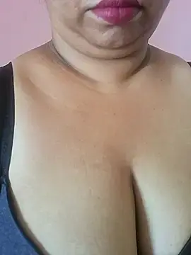 Ravina_patil1  live sex cam