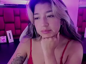 Dahiana_Dmour_  live sex cam