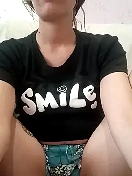 Ivett450  live sex cam