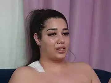 JuliaCoral  live sex cam
