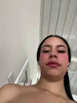 Lesly_Cute_  live sex cam