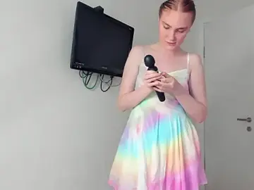 ReddHotPipper  live sex cam